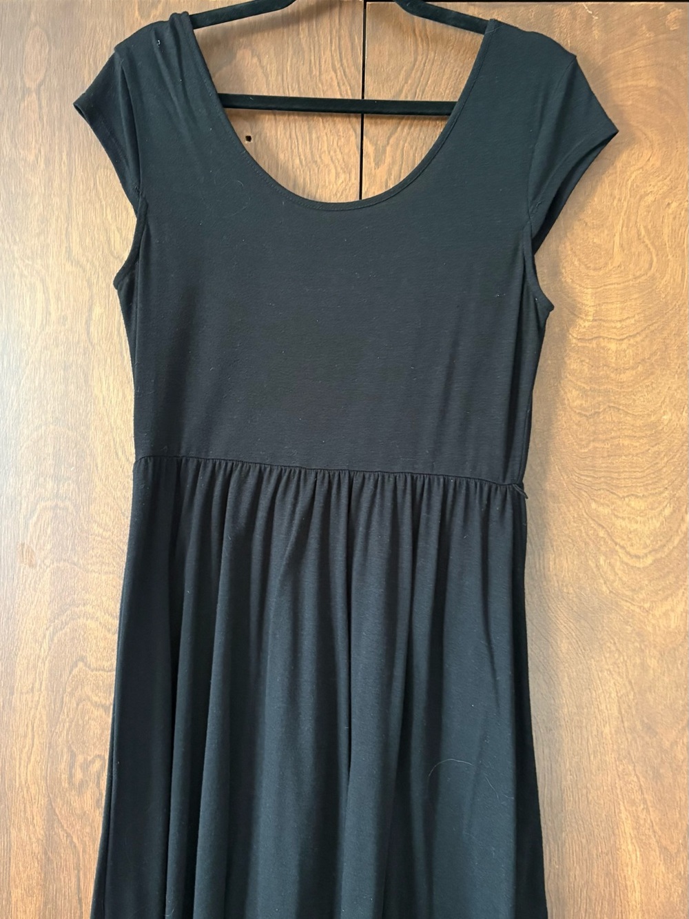 Classic Black Scoop Neck Midi Dress